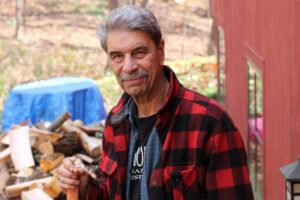 Clippings: Automythology: A writer drives west