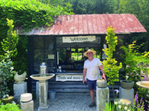 Experience beauty at Rocky Dale Gardens