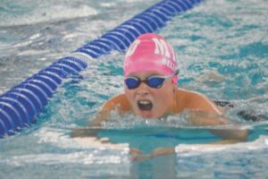 Local swim teams make big splash