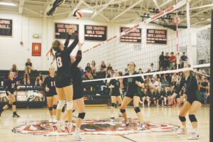 Girls’ volleyball, newest MUHS sport, bursts out of starting gates, hits 4-0