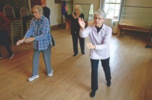 Libraries offer classes, community for seniors