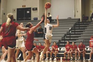 Women’s hoop rolls on, thumps Saints in 2nd half