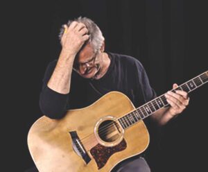 Tim McKenzie keeps library tour hot with show at Lincoln Library