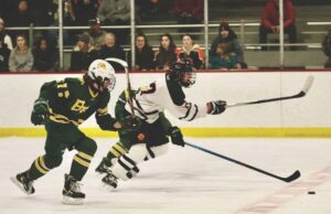 Boys’ hockey ties Bulldogs
