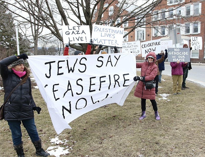 Honk, yes. Shoot, no!