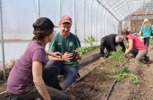 Local farms get a boost from ACORN volunteers
