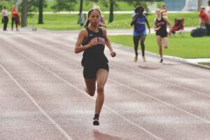 Tigers, Commodores run well at meet