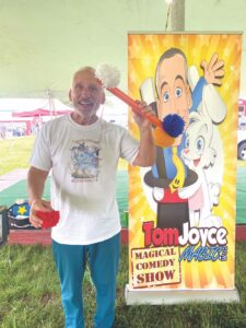 Magic Man finds lots of bananas at Field Days
