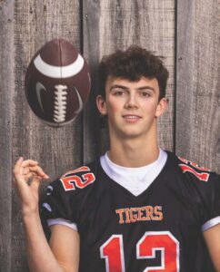 Buy Again Alley names two scholarship recipients