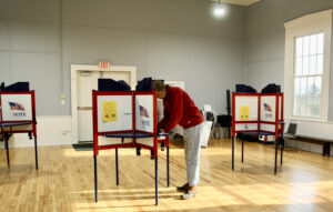 Trends emerge in local races