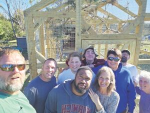 LEOs’ project aids injured raptors
