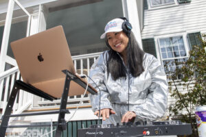 Students take a spin at DJ’ing