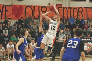 MUHS boys outduel Commodores as defense rules