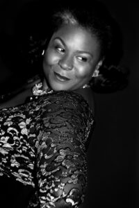 Amanda King Trio plays ‘Ella’ for lounge-style performance