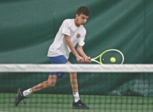 Jackson Murray wins tennis title