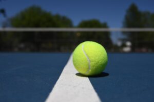 Boys’ tennis edged in semifinal