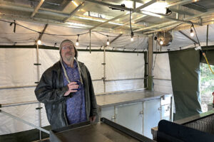 Lincoln chef plans to serve free meals around the country