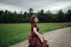 A new folk-pop single by Melissa D blends humor and heart