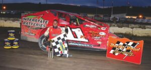 Scarborough takes main event at Devil’s Bowl
