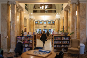 Successful head of Bixby Library is stepping down