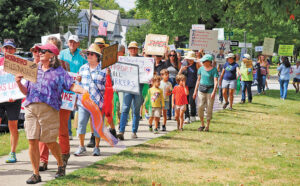 Hundreds attend Labor Day event in Bristol