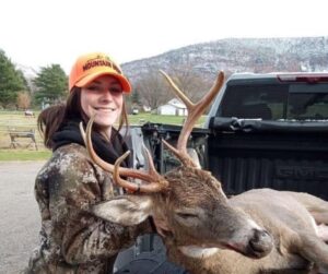 Young deer hunters find success