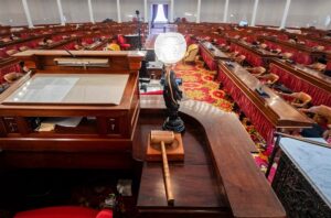 Vt lawmakers swing into action on Tuesday