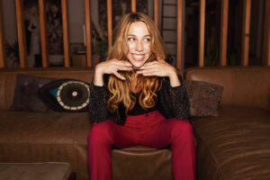 Tina Friml brings her ‘Big Apple Comedy’ to the Middlebury stage