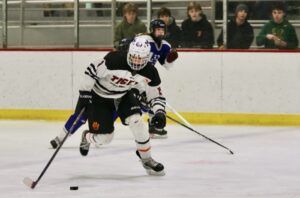 Tiger girls’ hockey falls to U-32