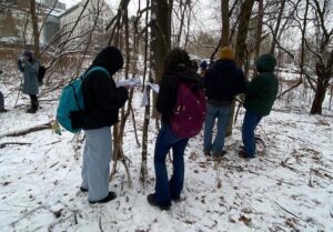 Students dive into sports, endangered food during J-term