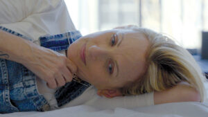 “Marlee Matlin: Not Alone Anymore” profiles a trailblazing actor still in the game