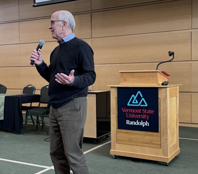 Welch touts farm repair freedom