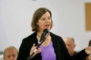 Senator Hardy says Molly Gray has the skills and a proven record