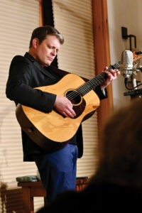 Luke Bulla Up Close: New house concert series in New Haven connects community