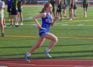 VUHS junior wins D-III track title, many Commodores set personal bests at state