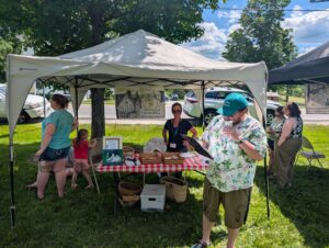 Orwell kicks off summer with a picnic