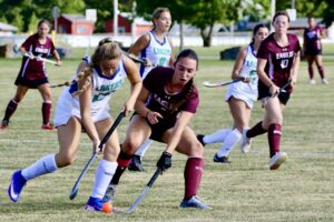 Eagle field hockey aims high