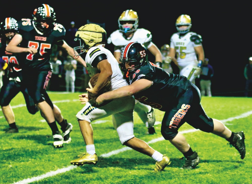 Tiger football defeats Essex by a touchdown