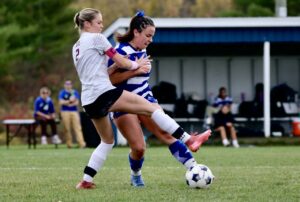 Commodore girls’ soccer defeats Eagles